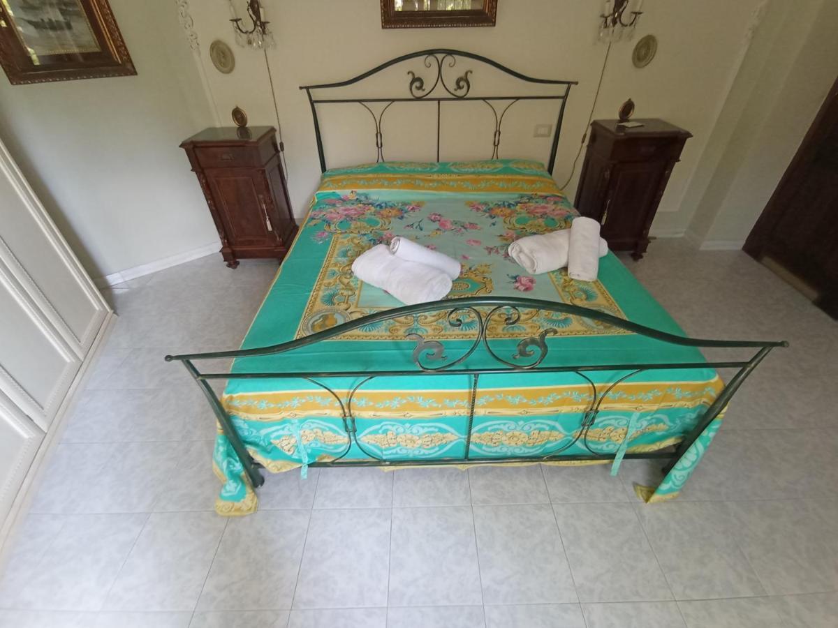 Domus Garden Bed and Breakfast Olbia Eksteriør billede